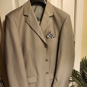 Taupe Men's pants suit